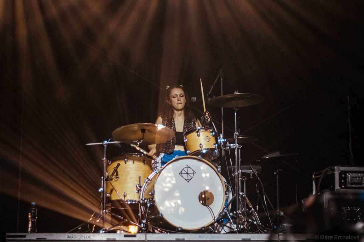 Vesna má za sebou poslední letošní samostatný koncert, vystoupila na Občanské plovárně