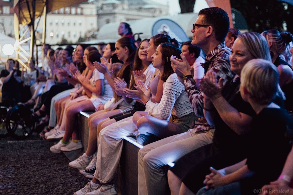 Vesna má za sebou poslední letošní samostatný koncert, vystoupila na Občanské plovárně