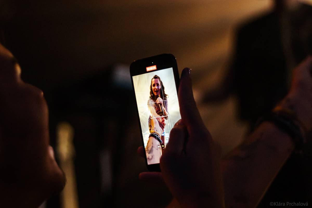 Vesna má za sebou poslední letošní samostatný koncert, vystoupila na Občanské plovárně