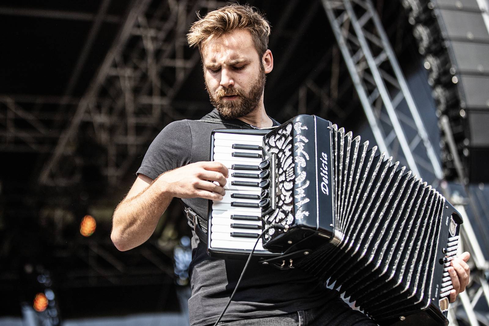 Poslední koncert Lucie s Davidem Kollerem. Na Bezdězu zazněly všechny její zásadní hity, fanoušci se neubránili slzám