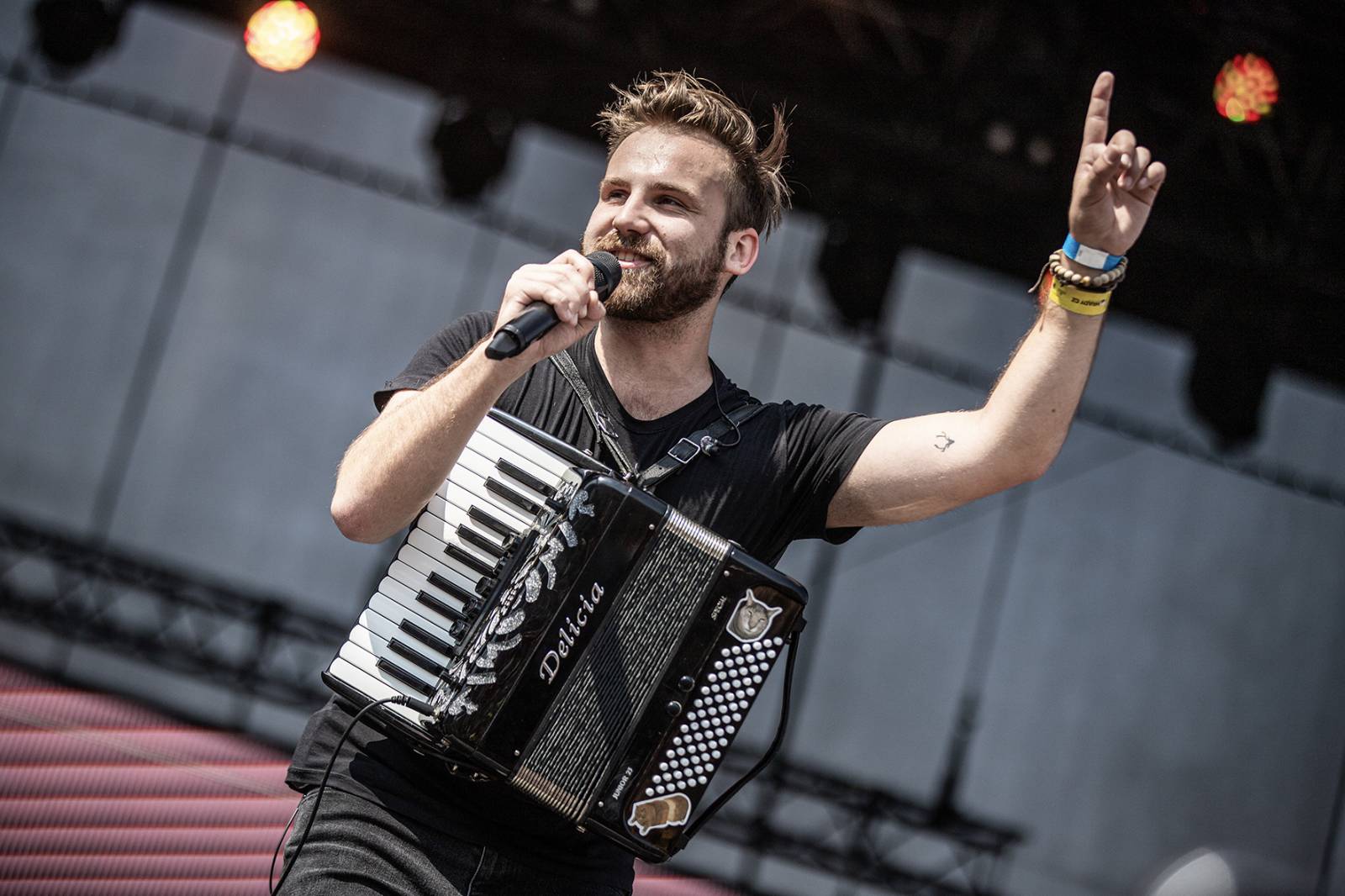 Poslední koncert Lucie s Davidem Kollerem. Na Bezdězu zazněly všechny její zásadní hity, fanoušci se neubránili slzám