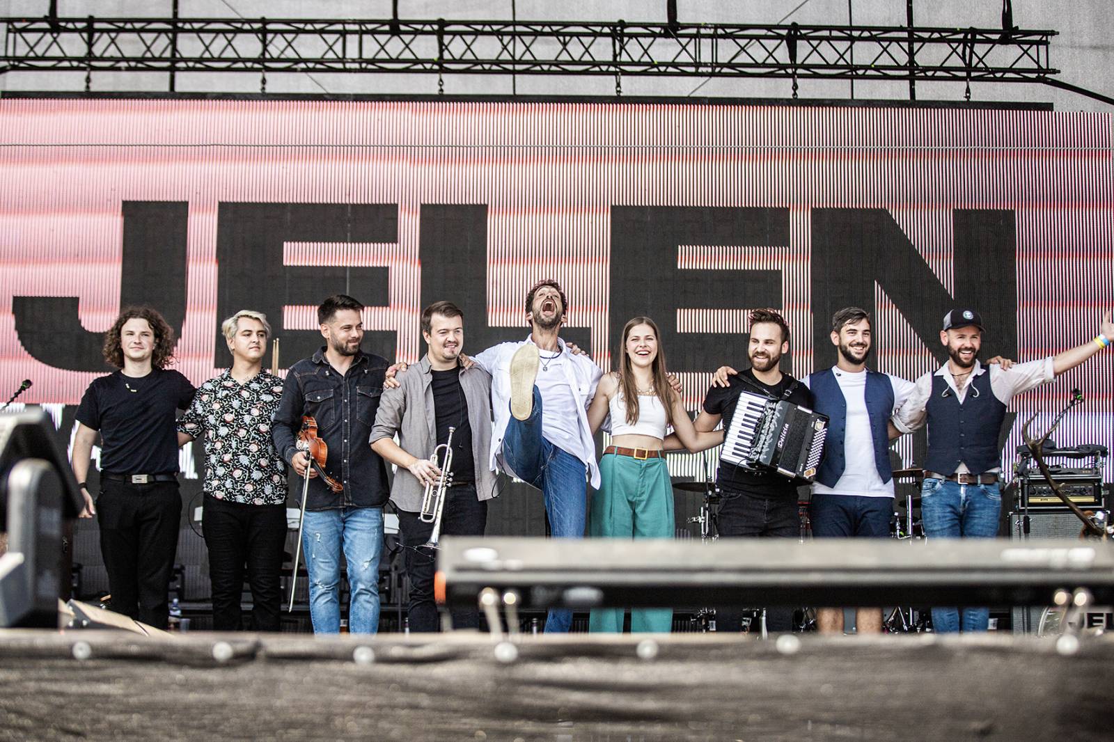 Poslední koncert Lucie s Davidem Kollerem. Na Bezdězu zazněly všechny její zásadní hity, fanoušci se neubránili slzám