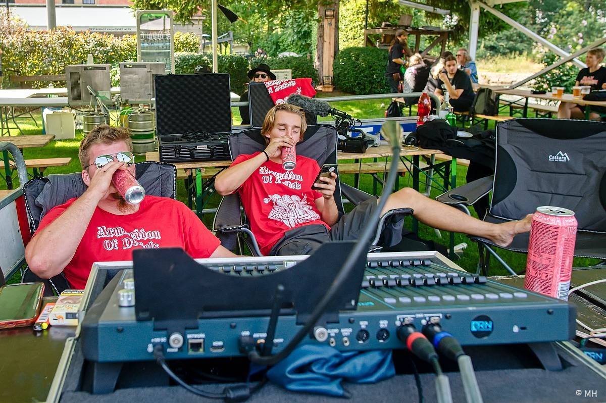 Hvězdou Armageddon Of Decibels byli kultovní Carpathian Forest z Norska, zaváleli i domácí Sorath a Morus