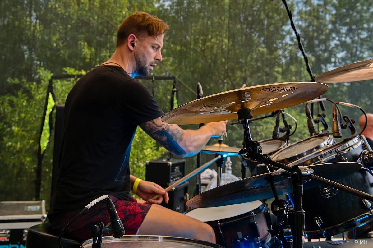 Hvězdou Armageddon Of Decibels byli kultovní Carpathian Forest z Norska, zaváleli i domácí Sorath a Morus