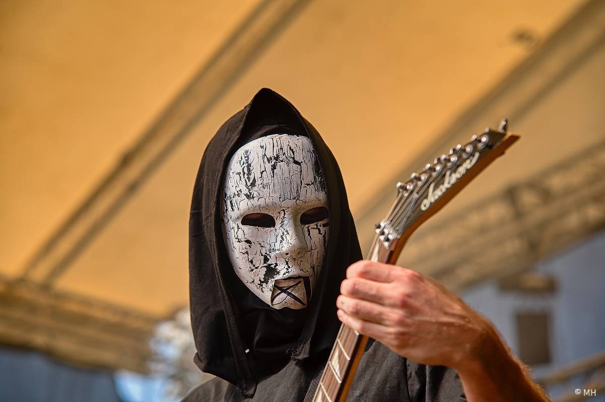 Hvězdou Armageddon Of Decibels byli kultovní Carpathian Forest z Norska, zaváleli i domácí Sorath a Morus