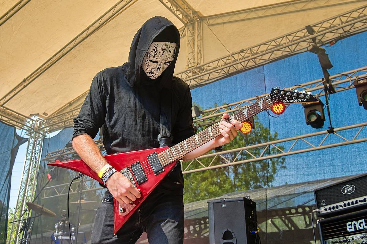 Hvězdou Armageddon Of Decibels byli kultovní Carpathian Forest z Norska, zaváleli i domácí Sorath a Morus