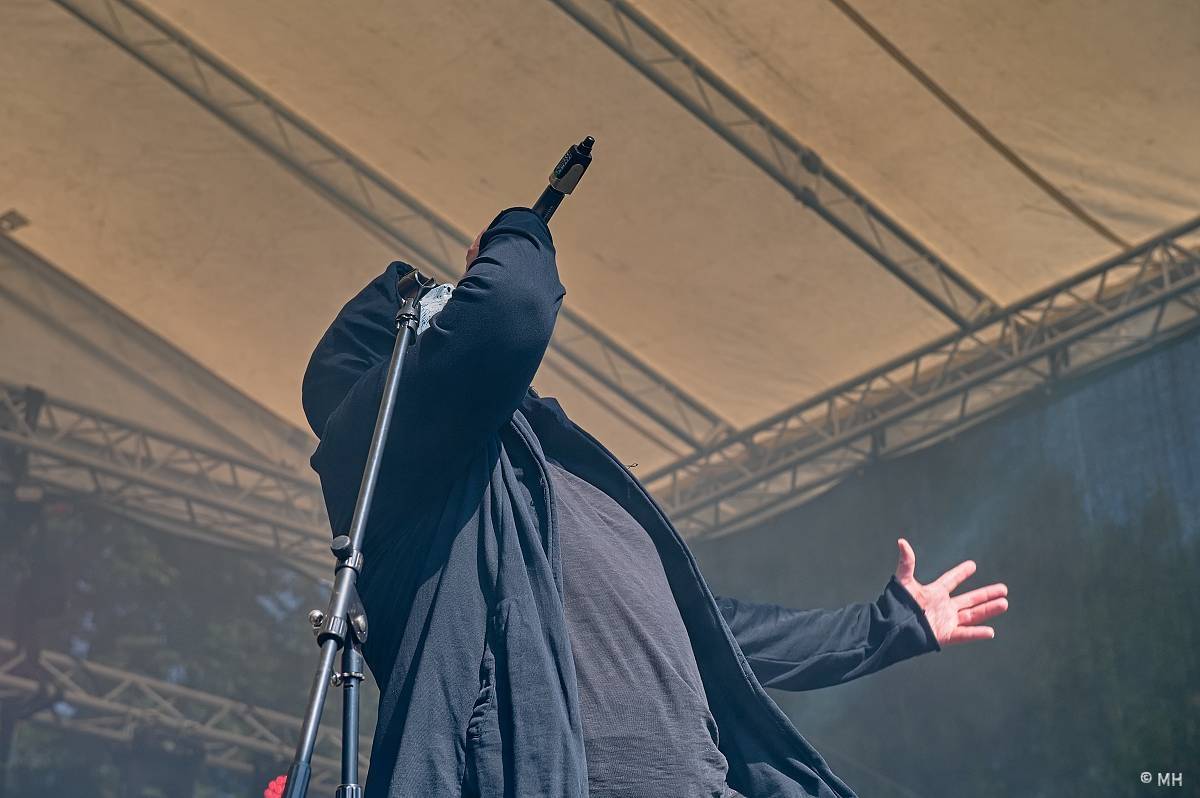 Hvězdou Armageddon Of Decibels byli kultovní Carpathian Forest z Norska, zaváleli i domácí Sorath a Morus