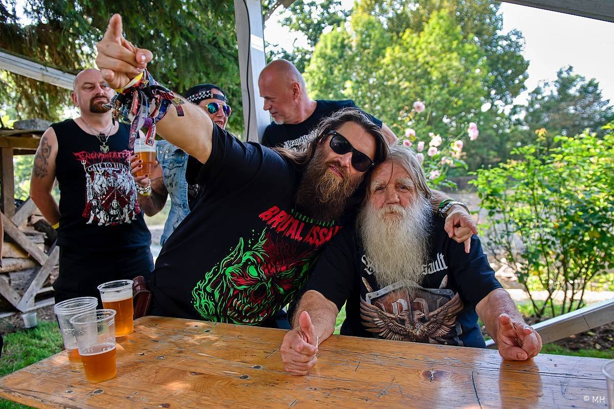 Hvězdou Armageddon Of Decibels byli kultovní Carpathian Forest z Norska, zaváleli i domácí Sorath a Morus