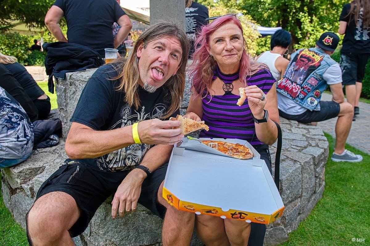 Hvězdou Armageddon Of Decibels byli kultovní Carpathian Forest z Norska, zaváleli i domácí Sorath a Morus