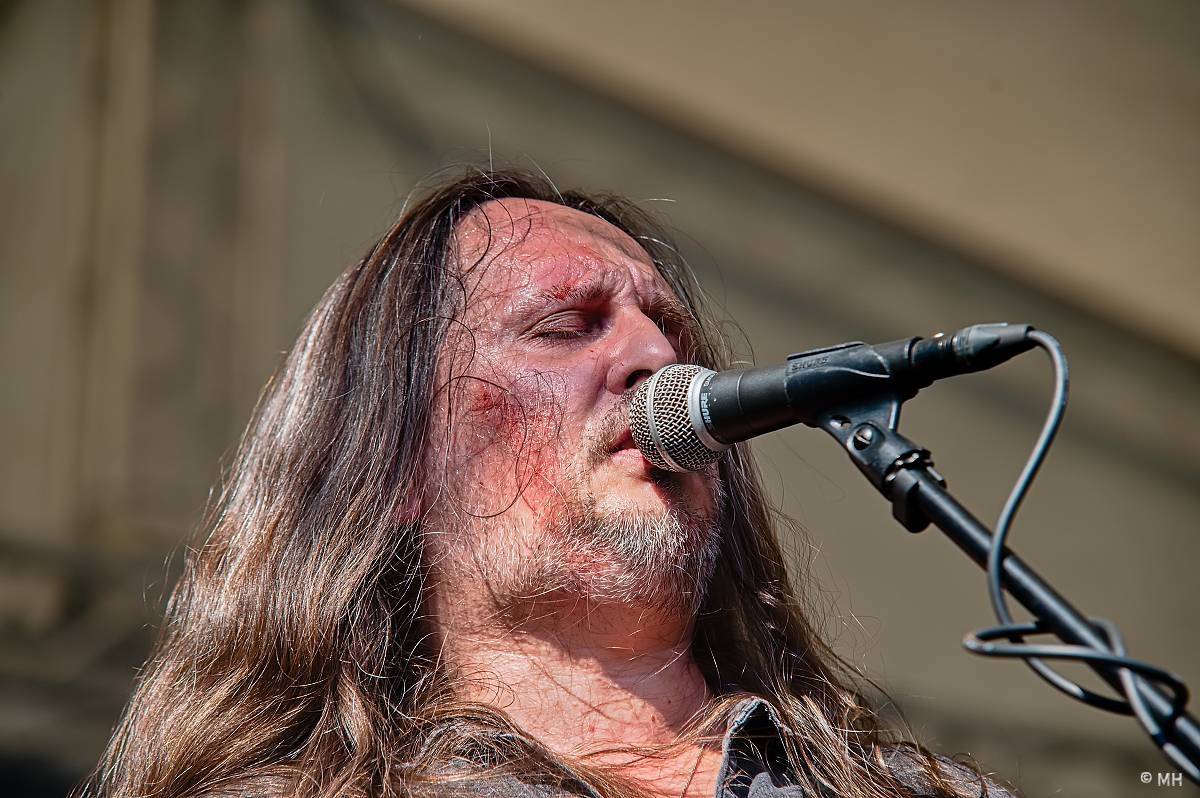 Hvězdou Armageddon Of Decibels byli kultovní Carpathian Forest z Norska, zaváleli i domácí Sorath a Morus