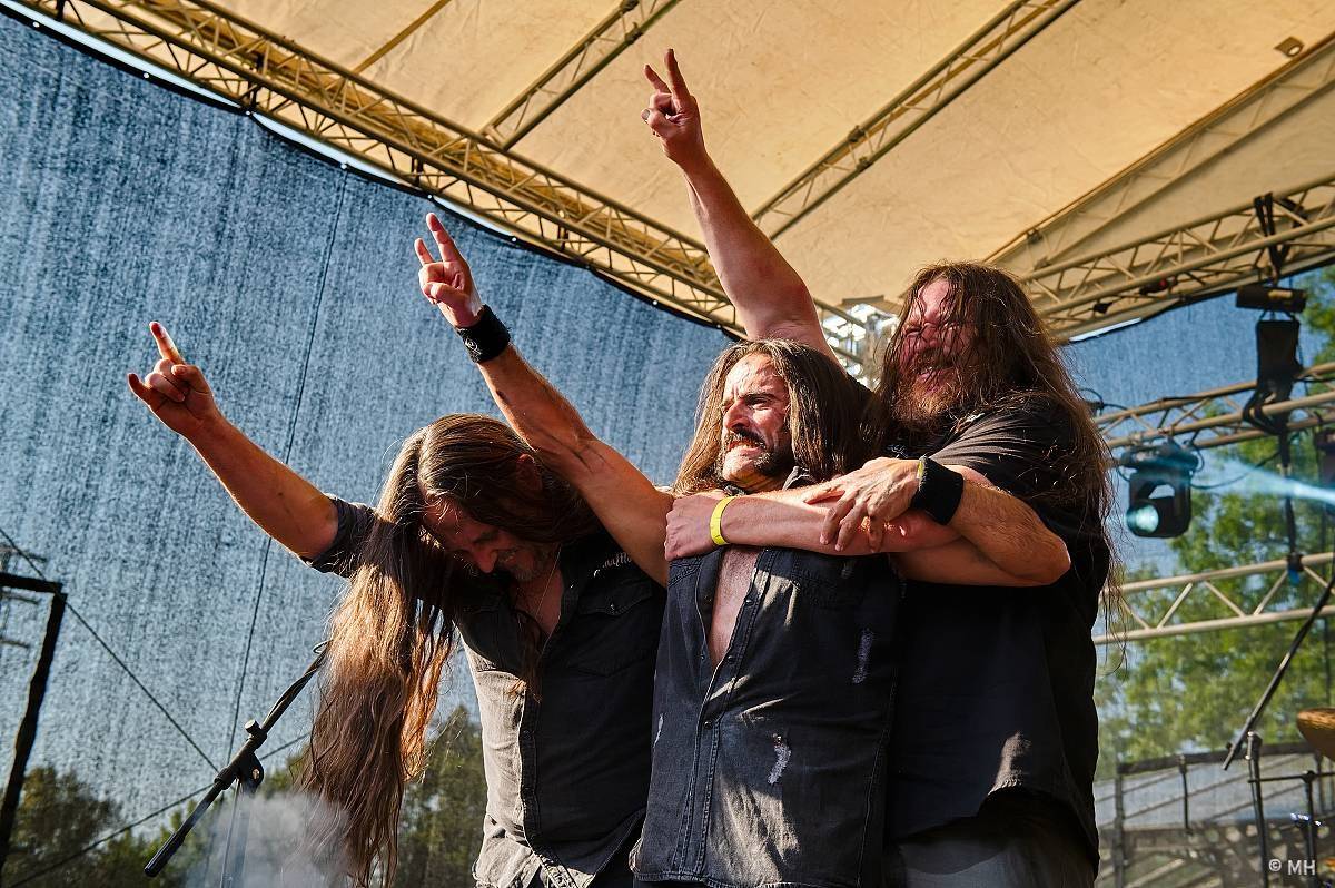 Hvězdou Armageddon Of Decibels byli kultovní Carpathian Forest z Norska, zaváleli i domácí Sorath a Morus