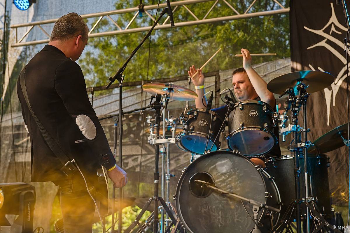 Hvězdou Armageddon Of Decibels byli kultovní Carpathian Forest z Norska, zaváleli i domácí Sorath a Morus
