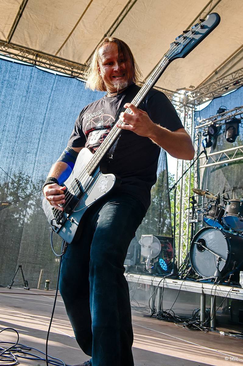 Hvězdou Armageddon Of Decibels byli kultovní Carpathian Forest z Norska, zaváleli i domácí Sorath a Morus