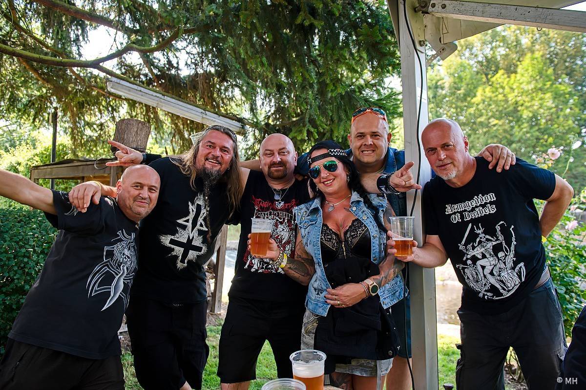 Hvězdou Armageddon Of Decibels byli kultovní Carpathian Forest z Norska, zaváleli i domácí Sorath a Morus