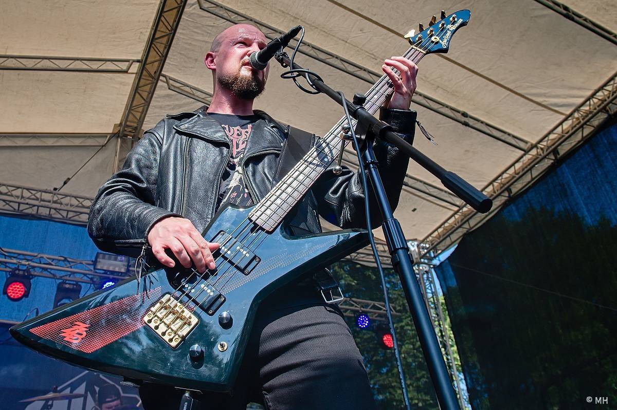 Hvězdou Armageddon Of Decibels byli kultovní Carpathian Forest z Norska, zaváleli i domácí Sorath a Morus