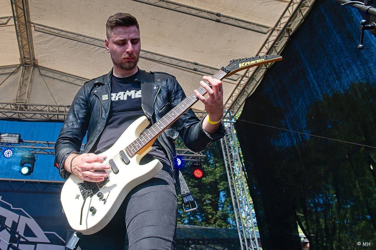 Hvězdou Armageddon Of Decibels byli kultovní Carpathian Forest z Norska, zaváleli i domácí Sorath a Morus