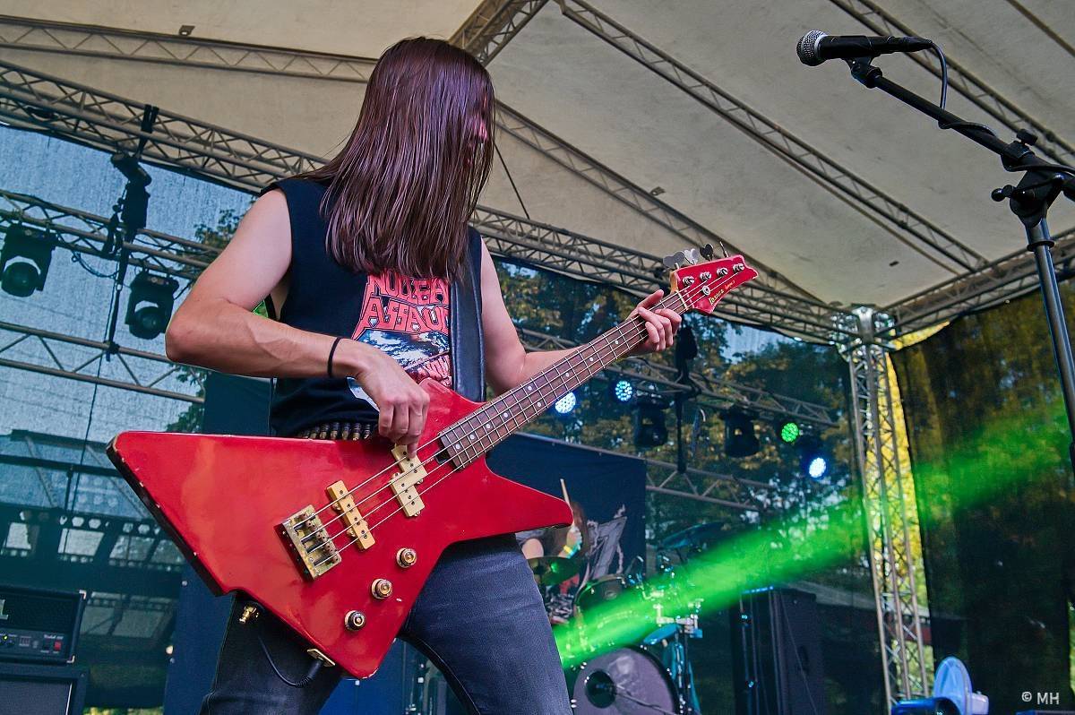 Hvězdou Armageddon Of Decibels byli kultovní Carpathian Forest z Norska, zaváleli i domácí Sorath a Morus