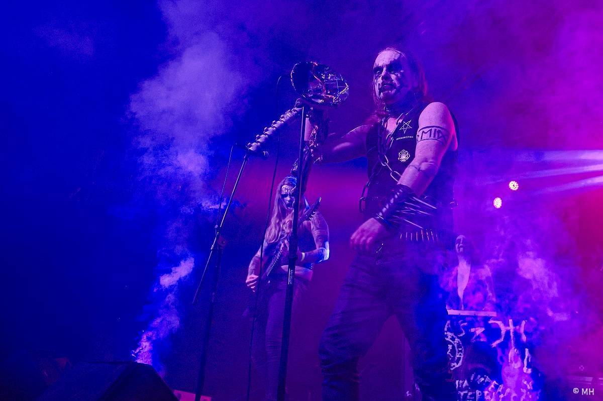 Hvězdou Armageddon Of Decibels byli kultovní Carpathian Forest z Norska, zaváleli i domácí Sorath a Morus