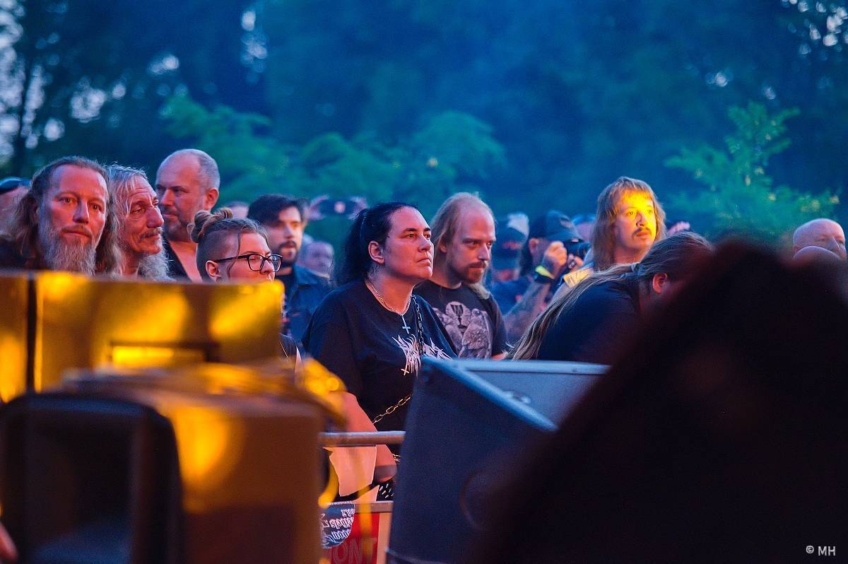 Hvězdou Armageddon Of Decibels byli kultovní Carpathian Forest z Norska, zaváleli i domácí Sorath a Morus