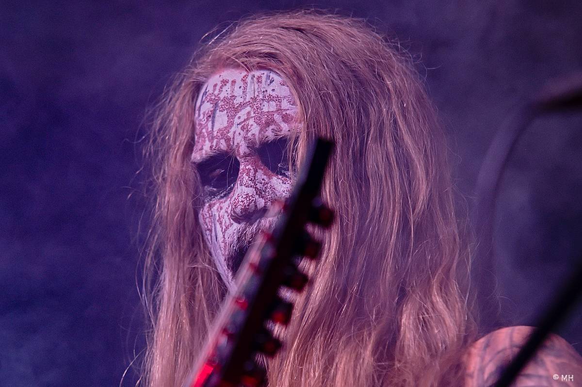 Hvězdou Armageddon Of Decibels byli kultovní Carpathian Forest z Norska, zaváleli i domácí Sorath a Morus