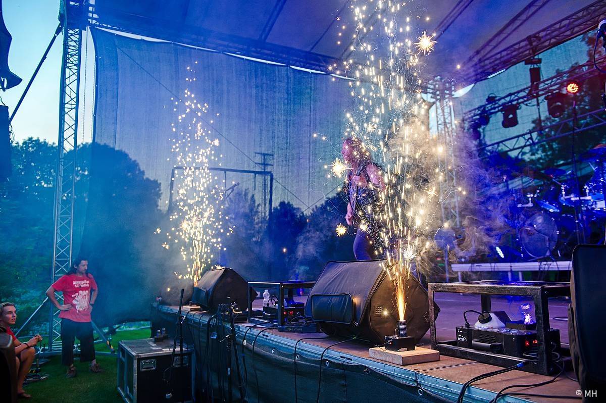 Hvězdou Armageddon Of Decibels byli kultovní Carpathian Forest z Norska, zaváleli i domácí Sorath a Morus