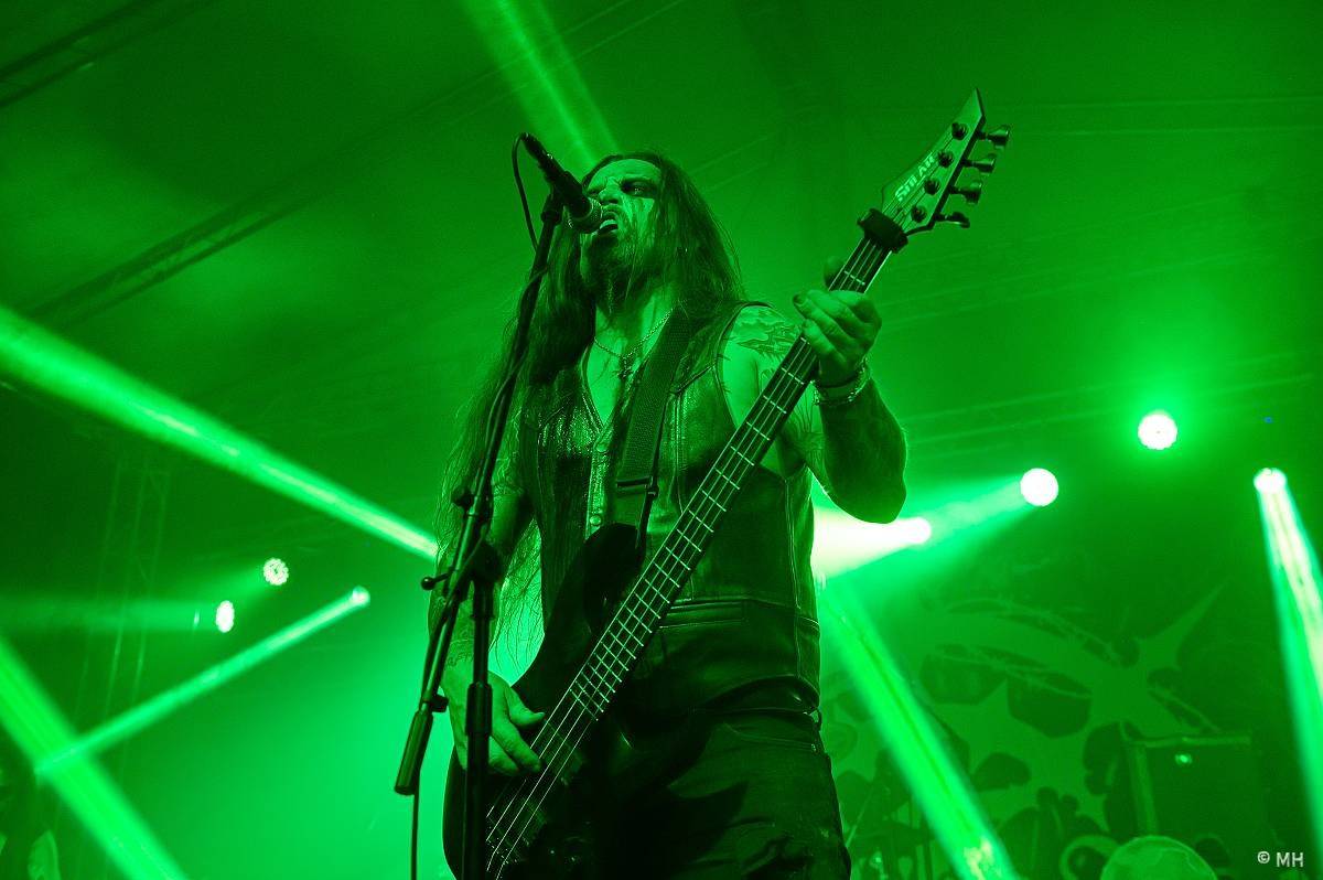 Hvězdou Armageddon Of Decibels byli kultovní Carpathian Forest z Norska, zaváleli i domácí Sorath a Morus