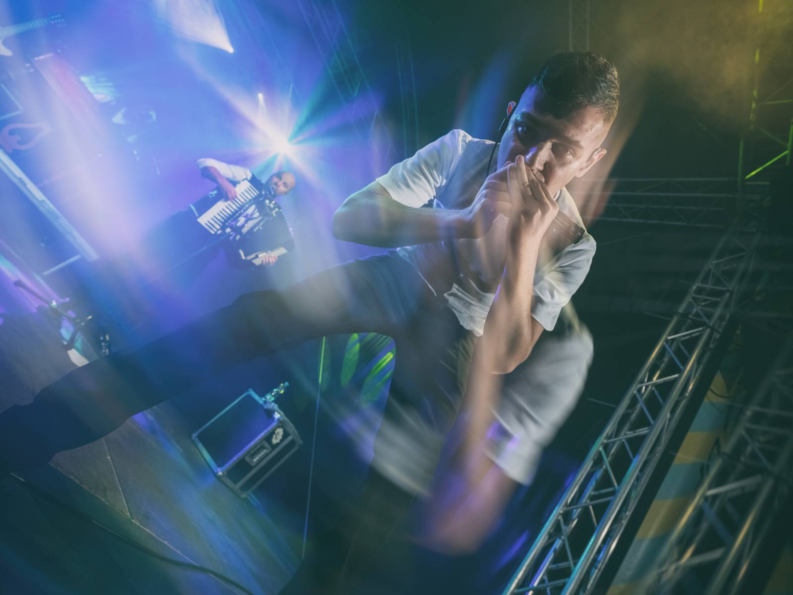 Kandráčovci slaví dvacet let na scéně, roztančili i Občanskou plovárnu v Praze