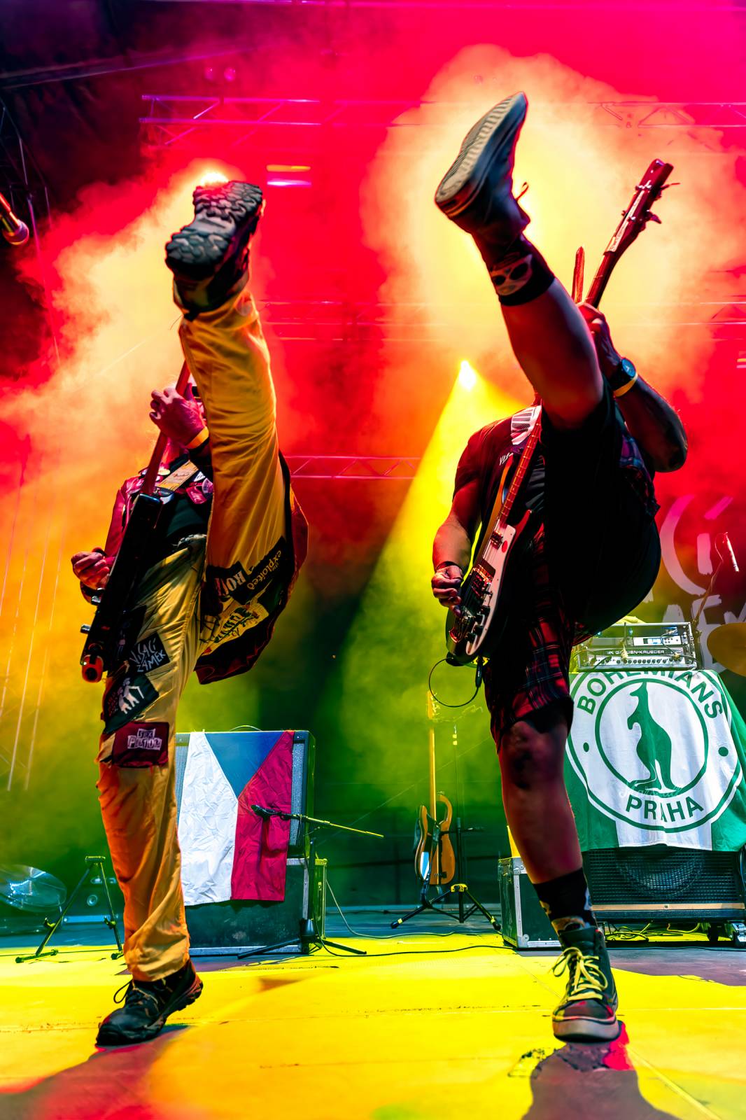 Punk není mrtev. Visací zámek zaplnil Ledárny Braník