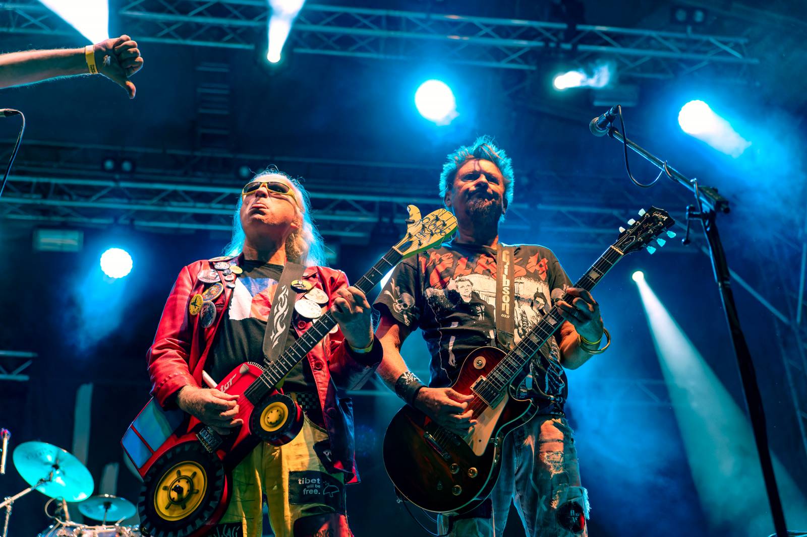 Punk není mrtev. Visací zámek zaplnil Ledárny Braník