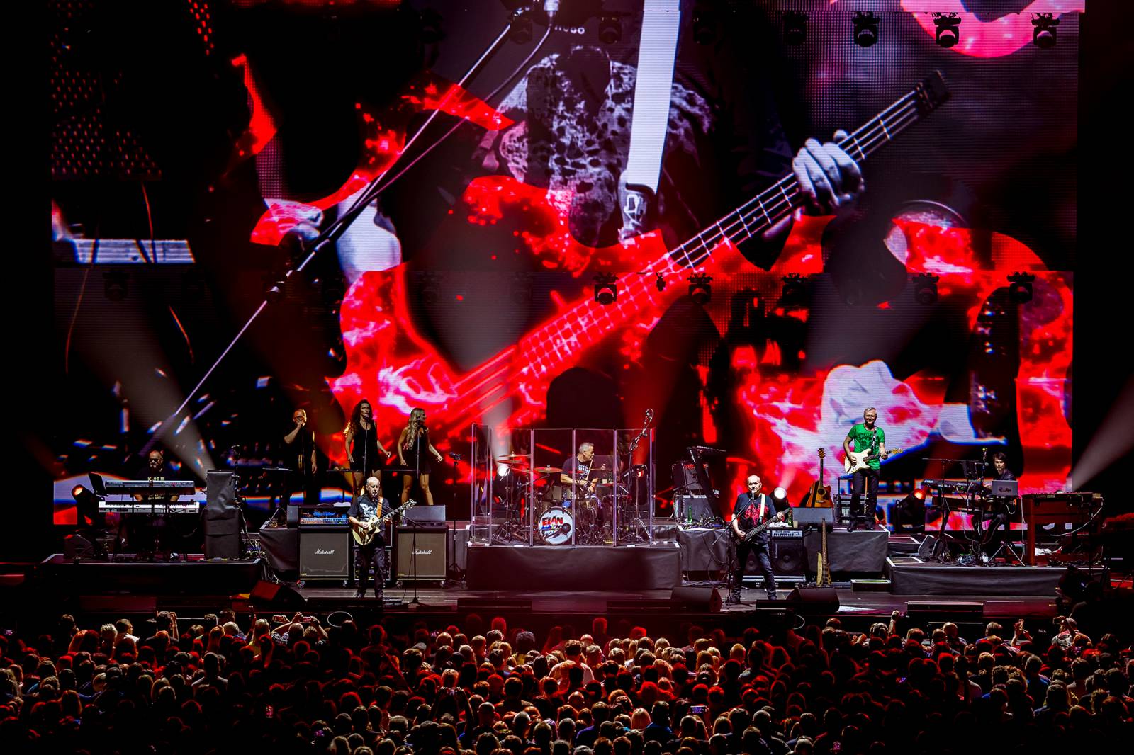 Elán v O2 areně podruhé: Tentokrát zpíval jen pro Vaša Patejdla