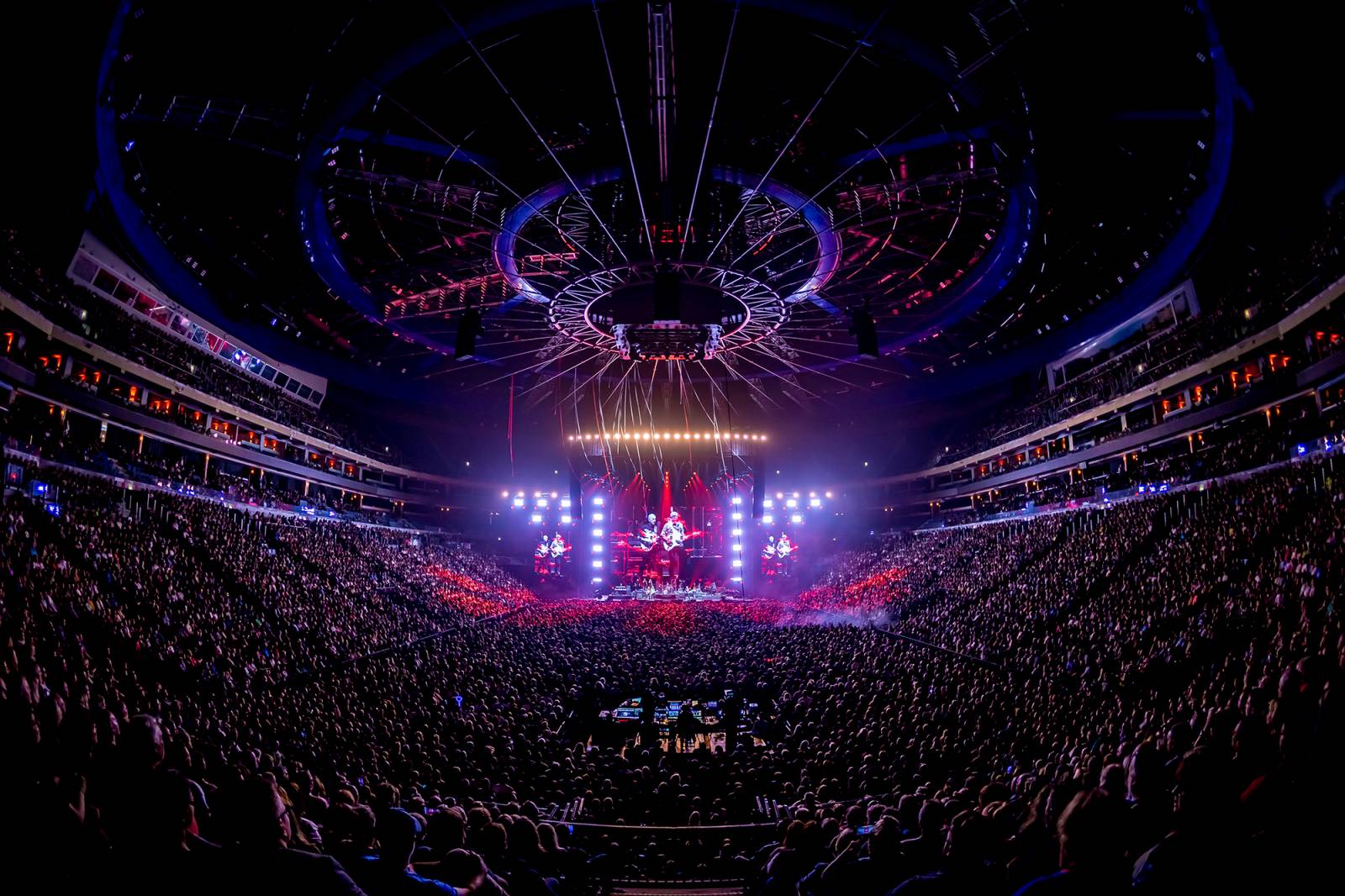 Elán v O2 areně podruhé: Tentokrát zpíval jen pro Vaša Patejdla