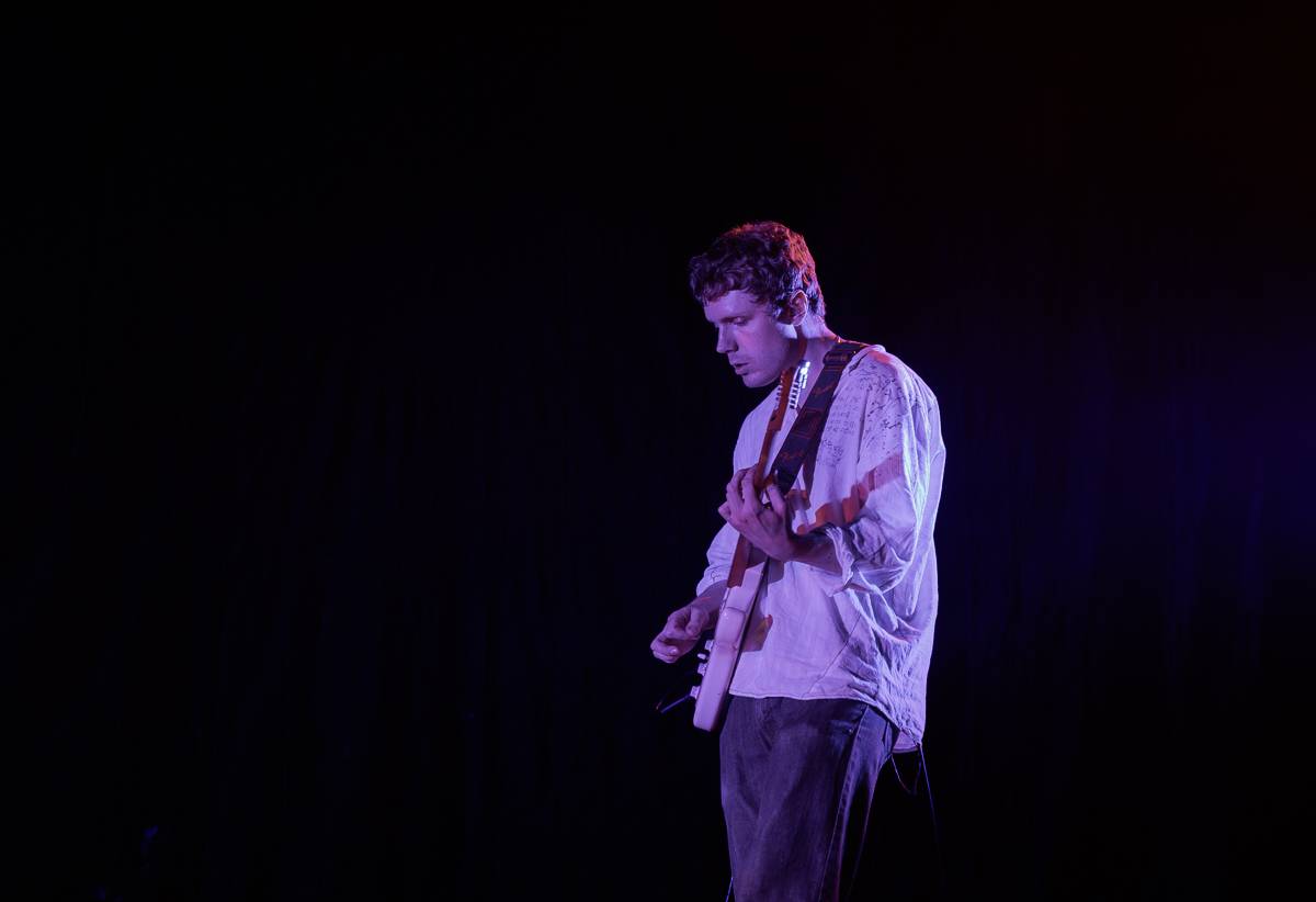 Aurora předvedla v Praze show plnou emocí a tance