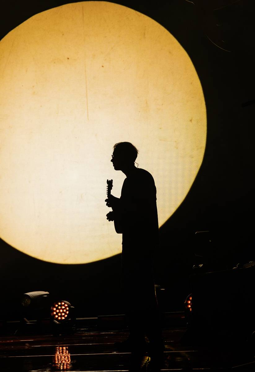 Aurora předvedla v Praze show plnou emocí a tance