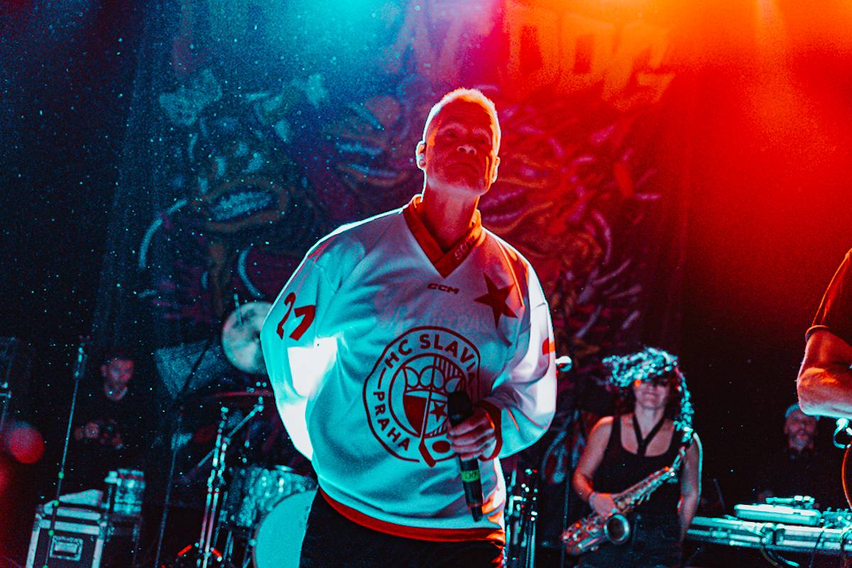 V Praze ožil duch devadesátek. V Paláci Akropolis vystoupili Dog Eat Dog