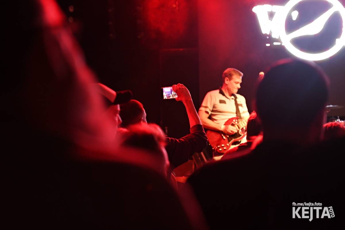 Volant a Dukla Vozovna jsou na společném turné, v Praze je přivítal k prasknutí narvaný Lucerna Music Bar