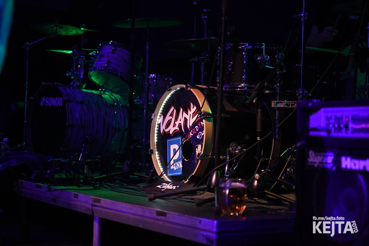 Volant a Dukla Vozovna jsou na společném turné, v Praze je přivítal k prasknutí narvaný Lucerna Music Bar