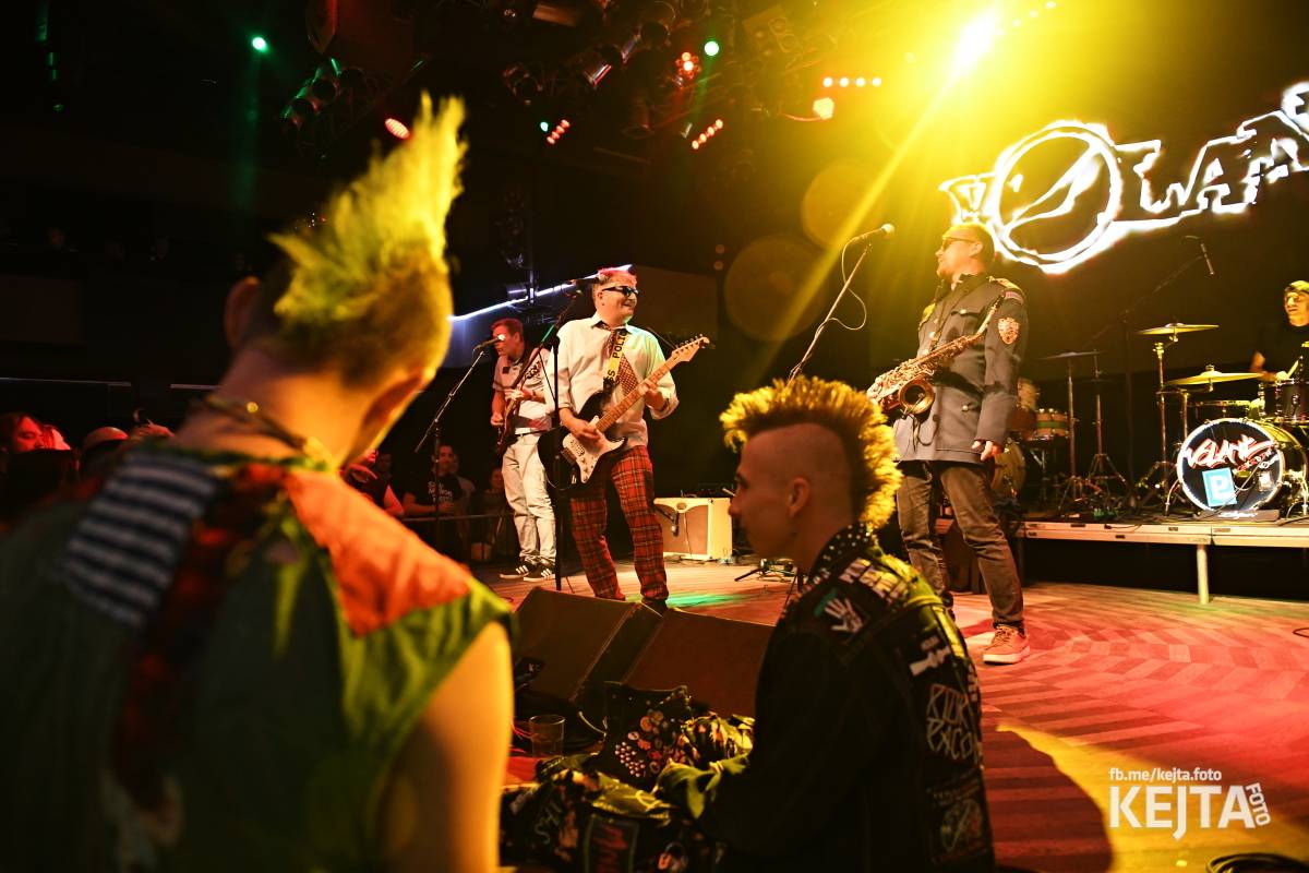 Volant a Dukla Vozovna jsou na společném turné, v Praze je přivítal k prasknutí narvaný Lucerna Music Bar