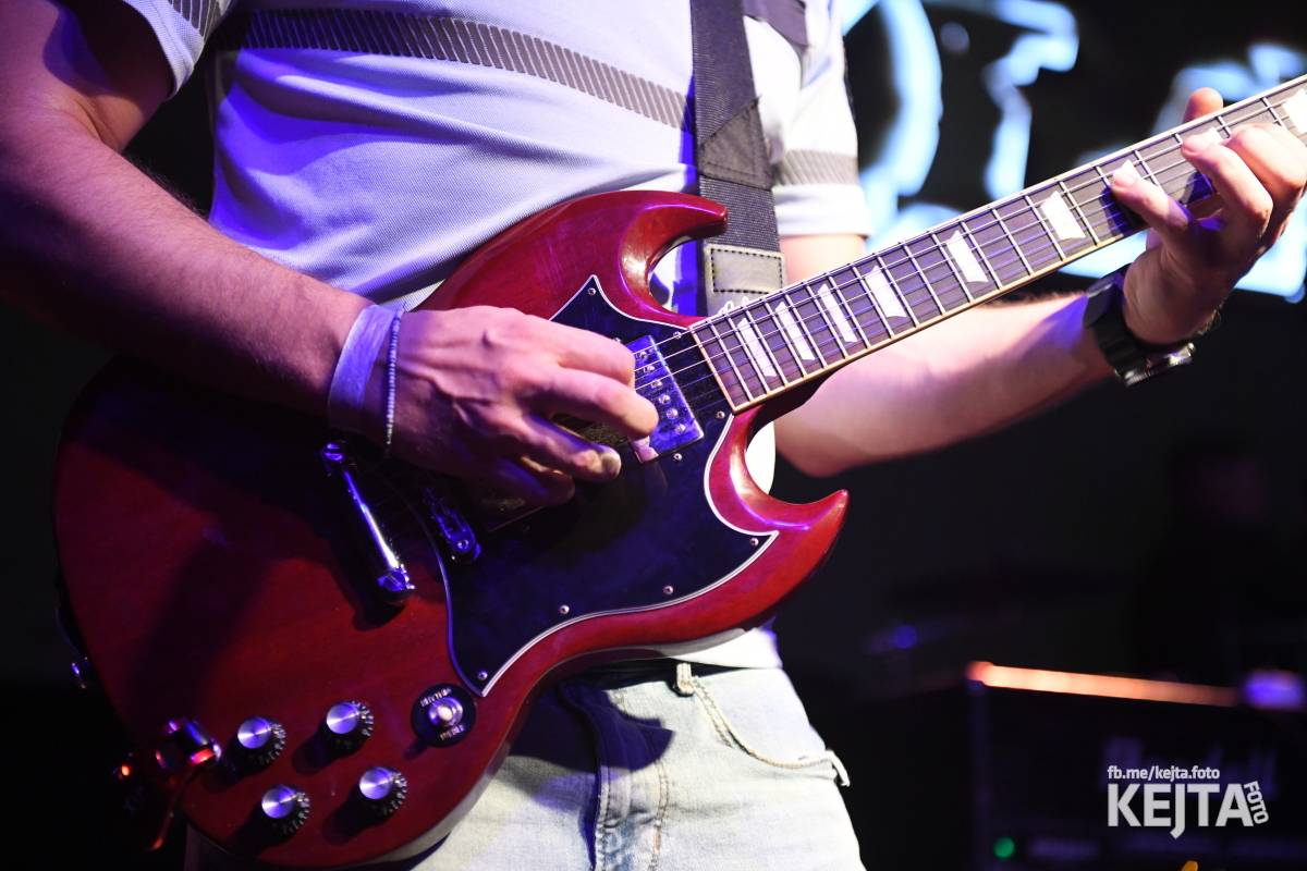 Volant a Dukla Vozovna jsou na společném turné, v Praze je přivítal k prasknutí narvaný Lucerna Music Bar