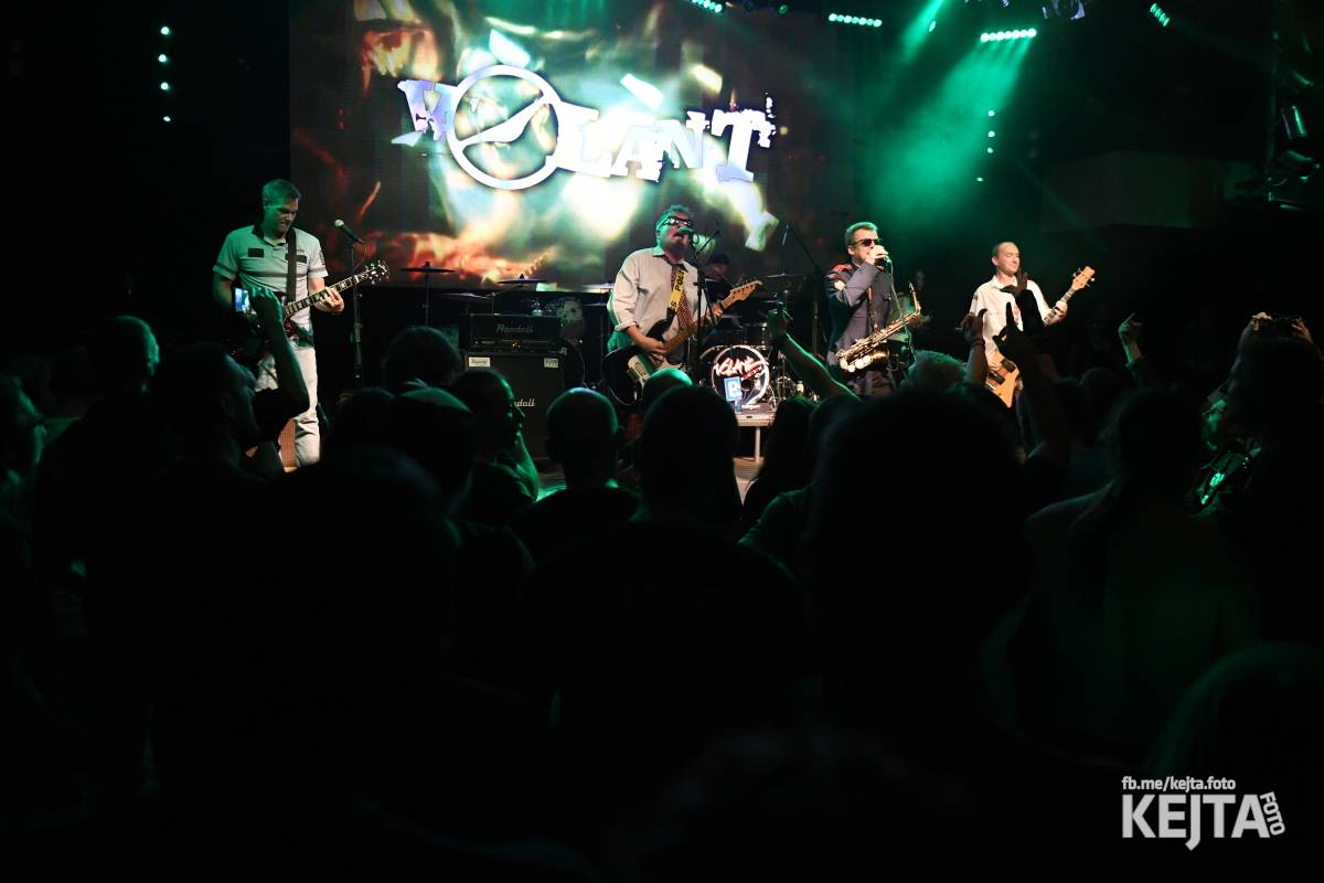 Volant a Dukla Vozovna jsou na společném turné, v Praze je přivítal k prasknutí narvaný Lucerna Music Bar