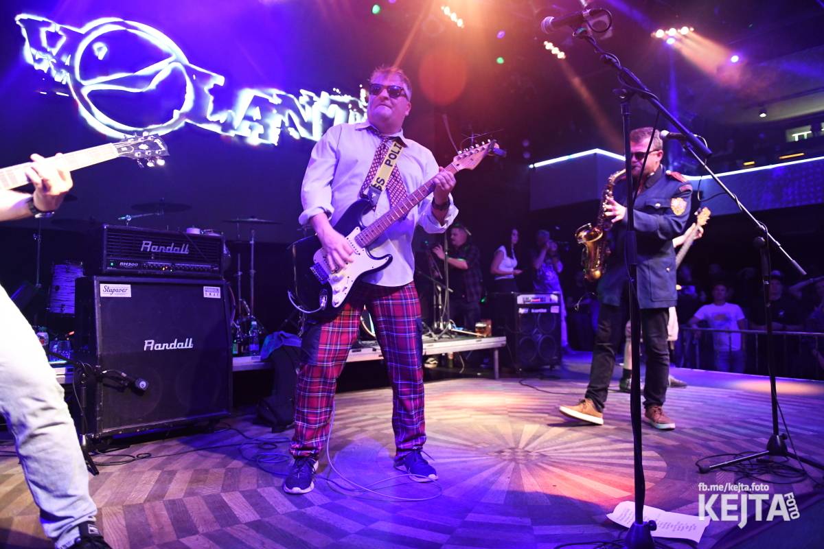 Volant a Dukla Vozovna jsou na společném turné, v Praze je přivítal k prasknutí narvaný Lucerna Music Bar