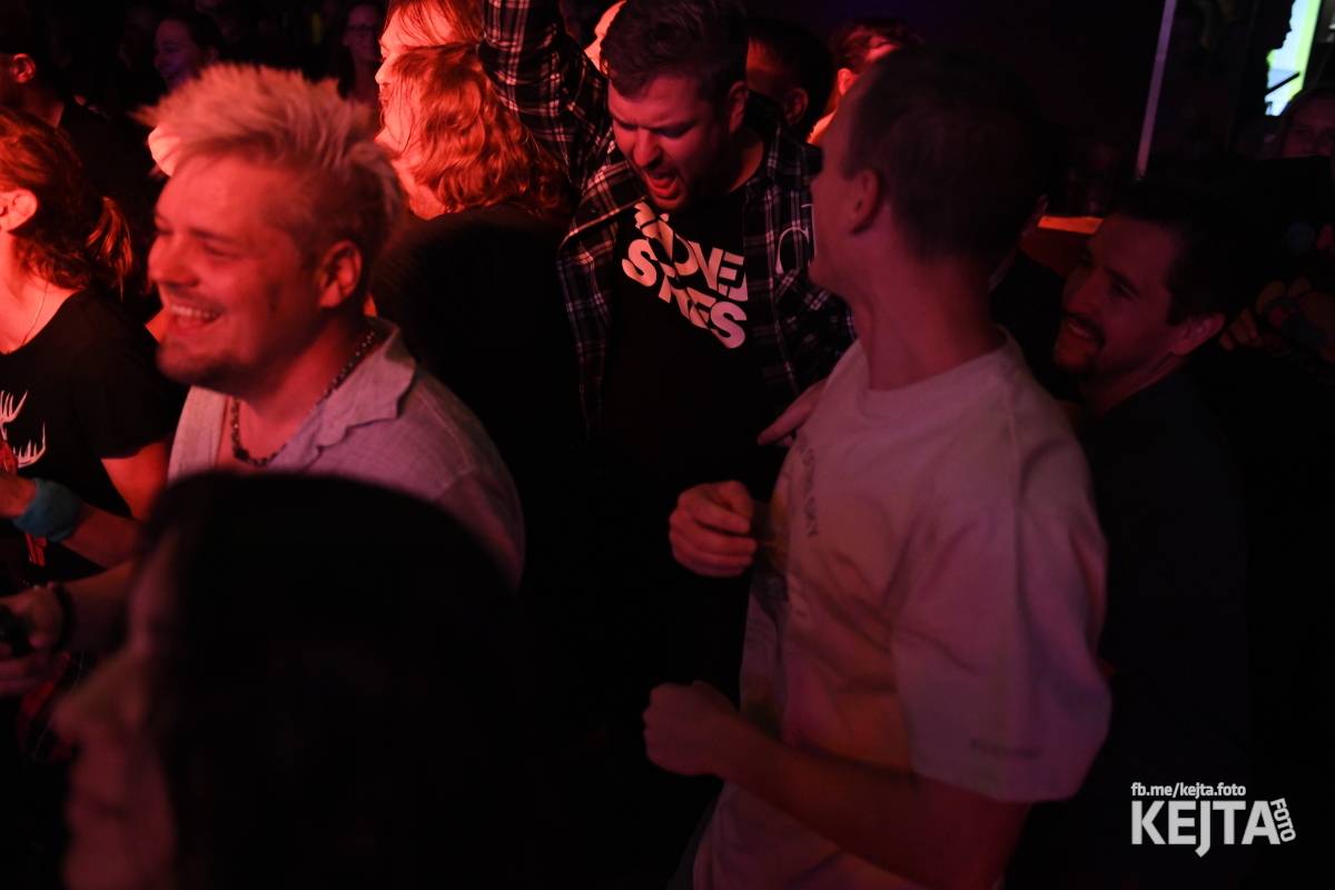 Volant a Dukla Vozovna jsou na společném turné, v Praze je přivítal k prasknutí narvaný Lucerna Music Bar