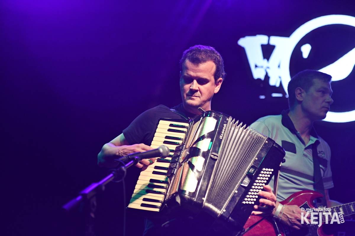 Volant a Dukla Vozovna jsou na společném turné, v Praze je přivítal k prasknutí narvaný Lucerna Music Bar