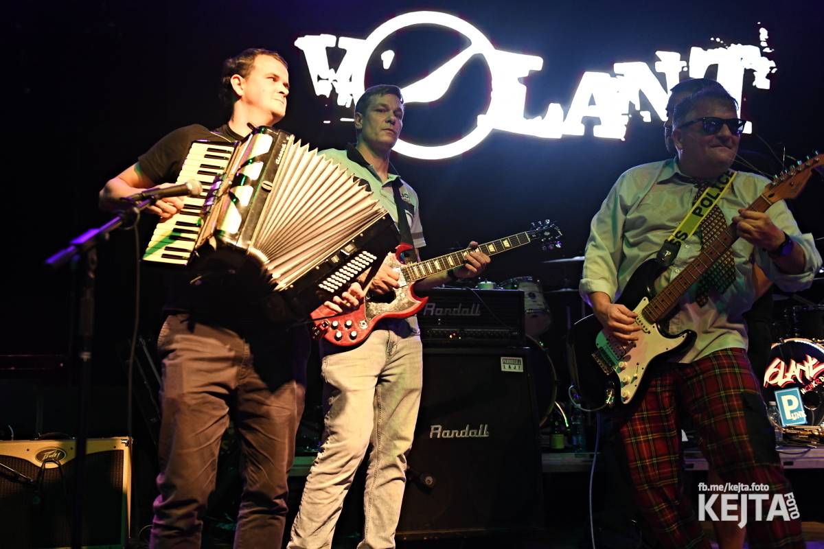 Volant a Dukla Vozovna jsou na společném turné, v Praze je přivítal k prasknutí narvaný Lucerna Music Bar