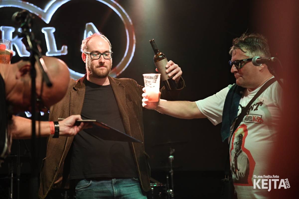 Volant a Dukla Vozovna jsou na společném turné, v Praze je přivítal k prasknutí narvaný Lucerna Music Bar