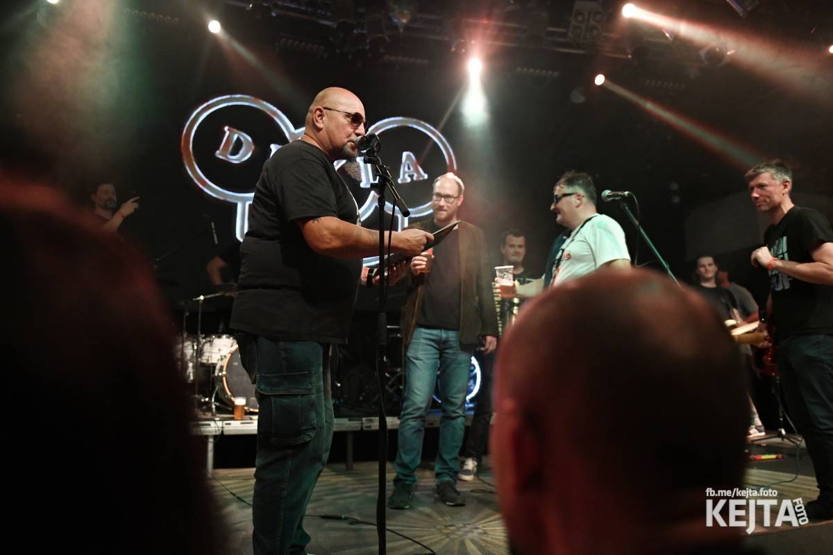 Volant a Dukla Vozovna jsou na společném turné, v Praze je přivítal k prasknutí narvaný Lucerna Music Bar