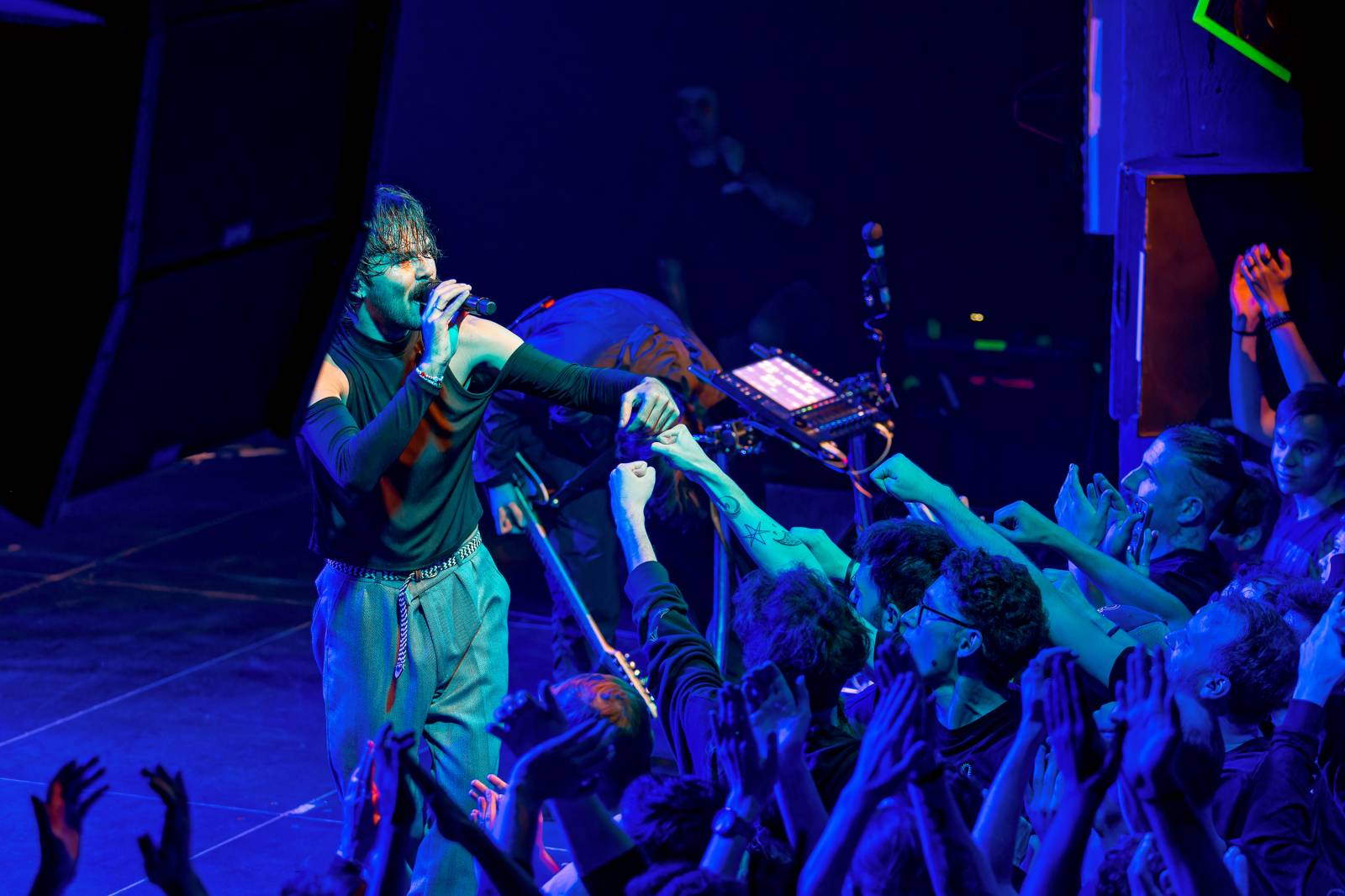 Northlane zbořili MeetFactory v Praze, půdu jim připravili metalisté ten56. a Novelists