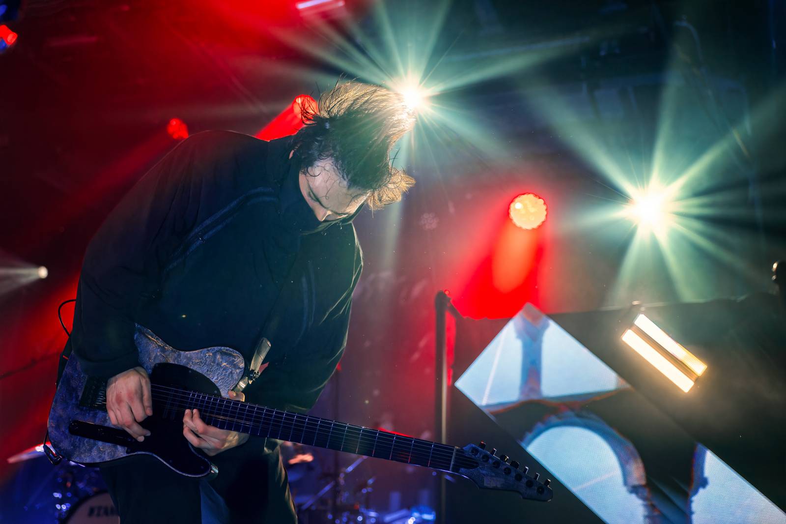 Northlane zbořili MeetFactory v Praze, půdu jim připravili metalisté ten56. a Novelists