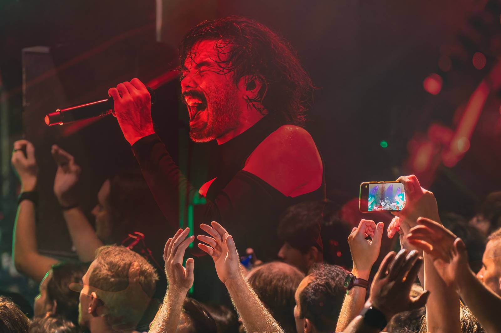 Northlane zbořili MeetFactory v Praze, půdu jim připravili metalisté ten56. a Novelists