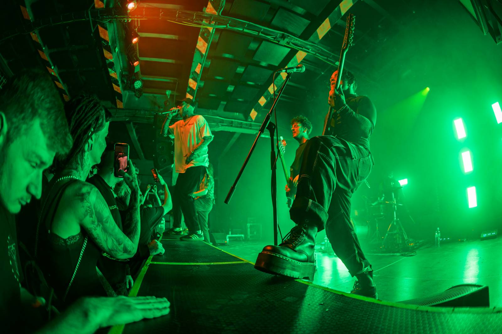 Northlane zbořili MeetFactory v Praze, půdu jim připravili metalisté ten56. a Novelists