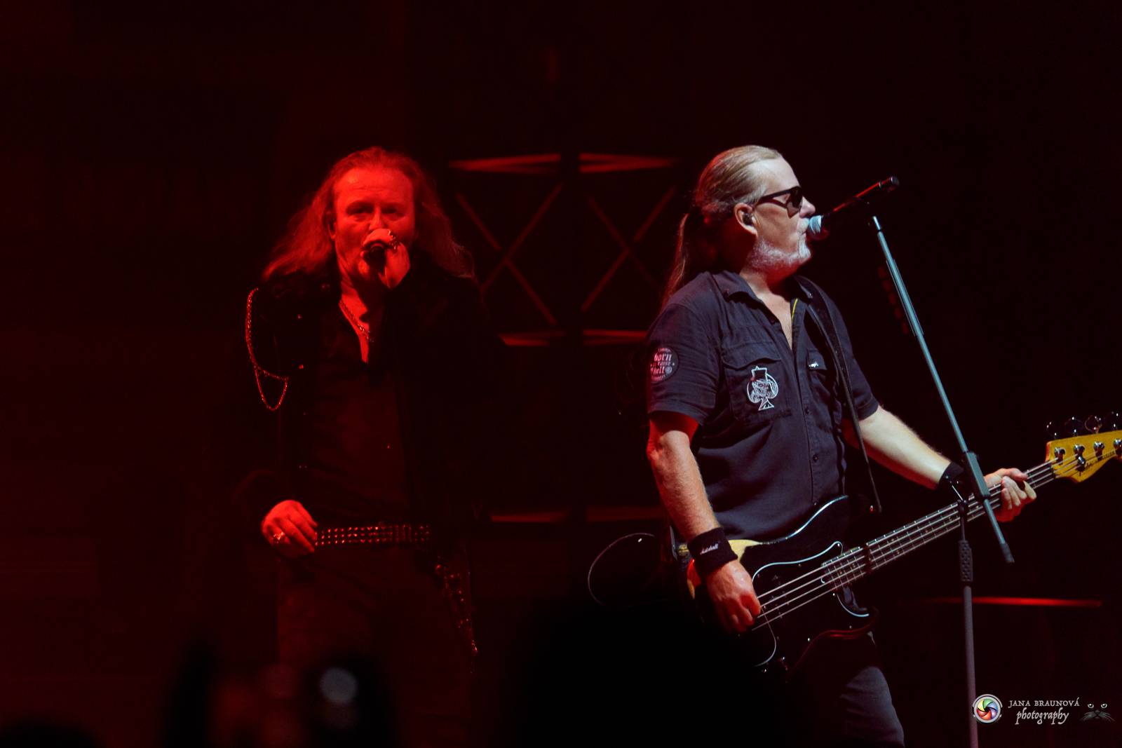 Kabát zatopil v Plzni pod kotlem, na zimním stadionu přehrál největší hity